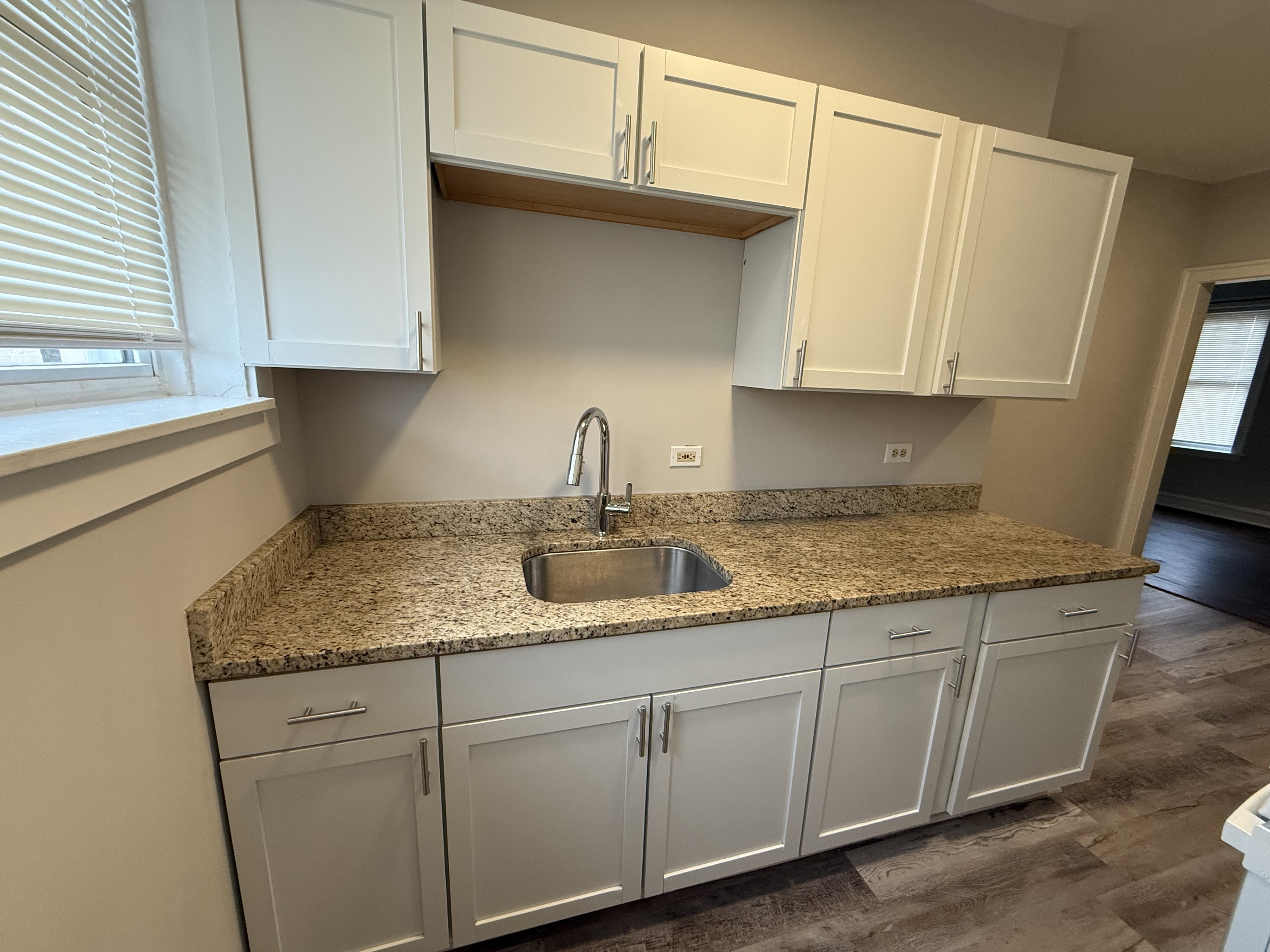 3251 S Kenilworth Avenue - 2S