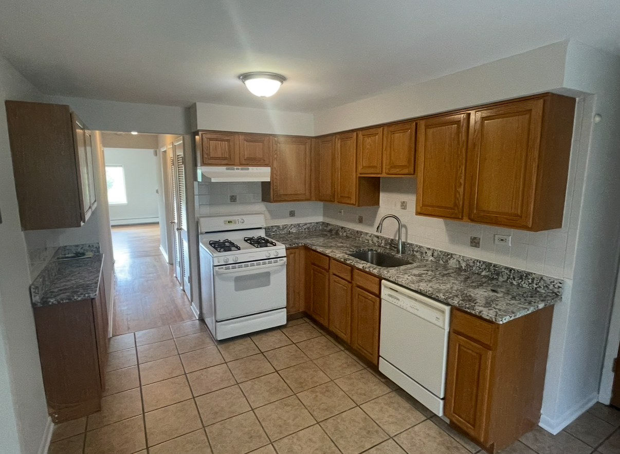 8290 Roosevelt Rd. - 2E