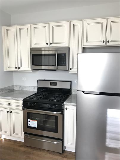 1846 S Clarence - Garden