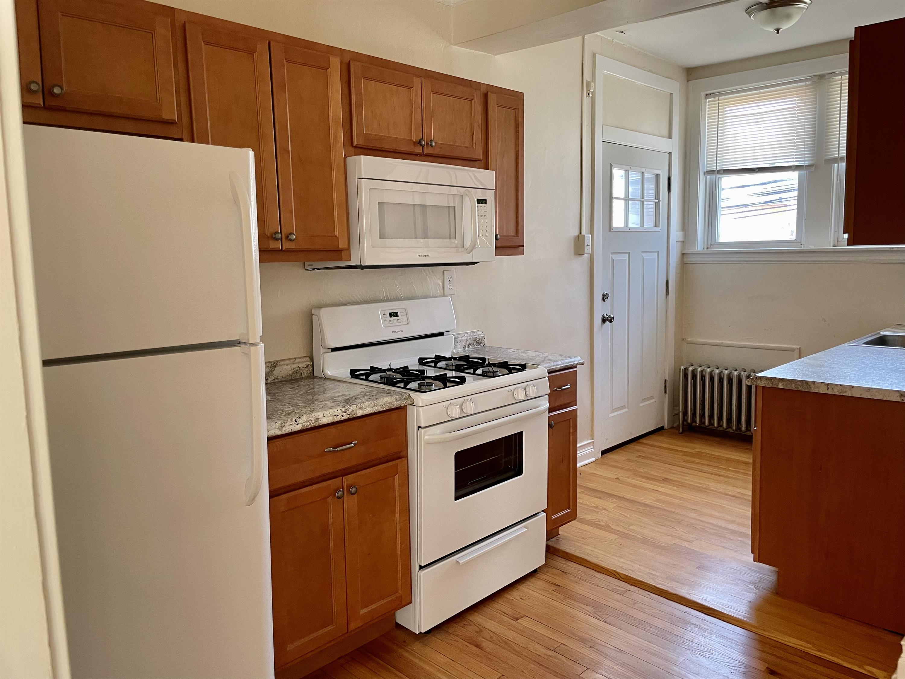 3251 S Kenilworth Avenue - 1S