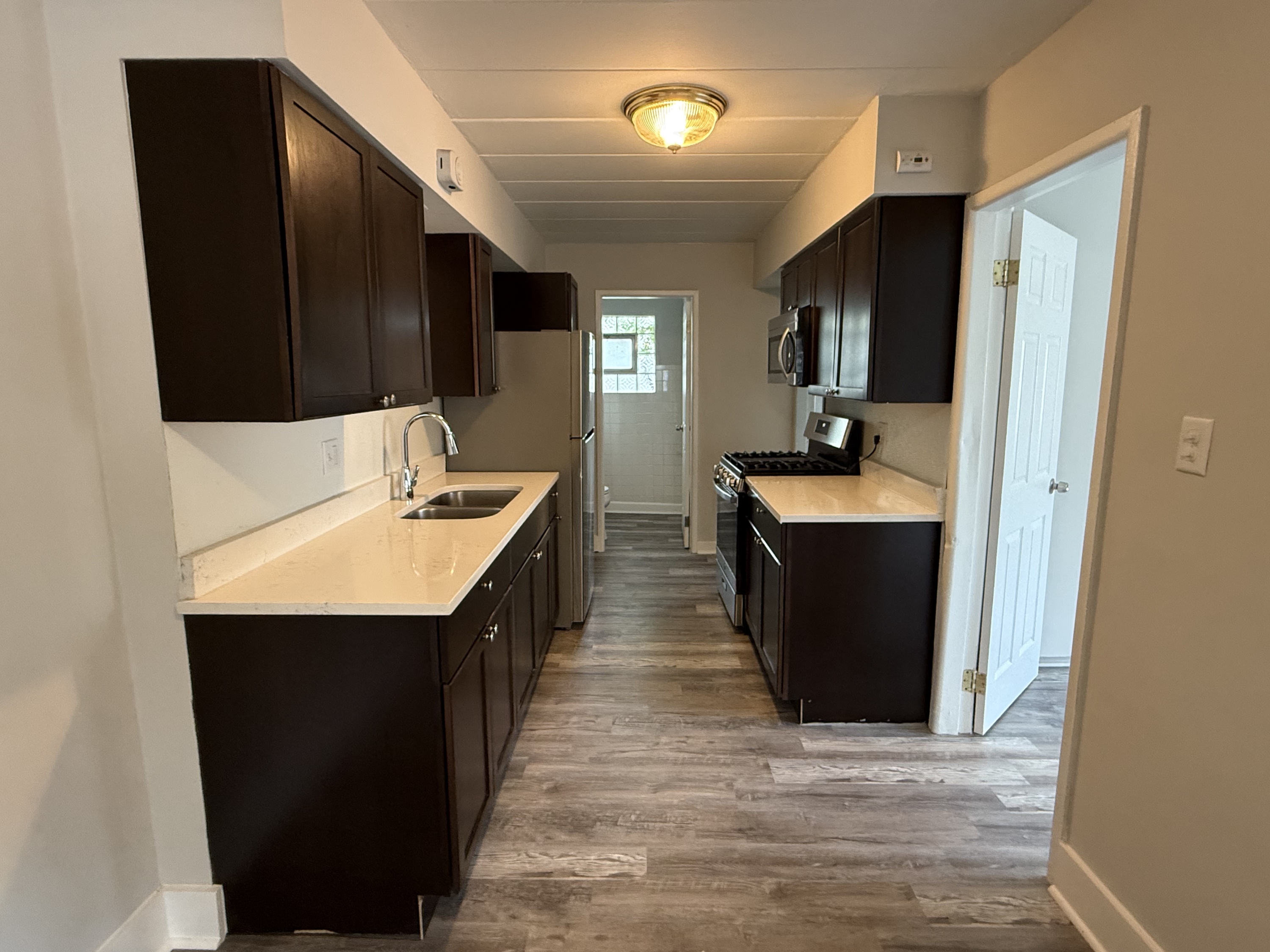6705 Stanley Avenue - 18