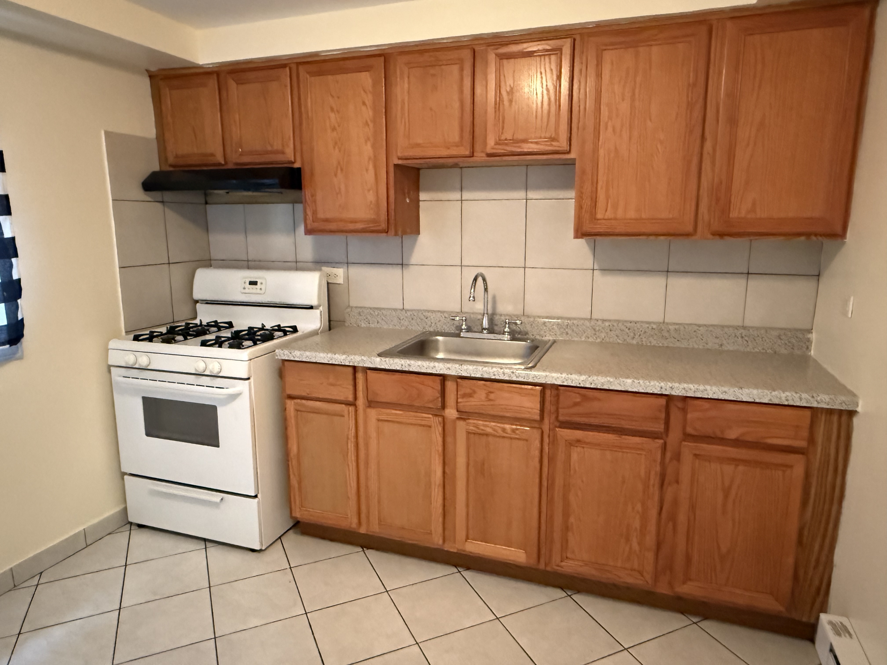 1450-80 North 1st Avenue - 1480-1
