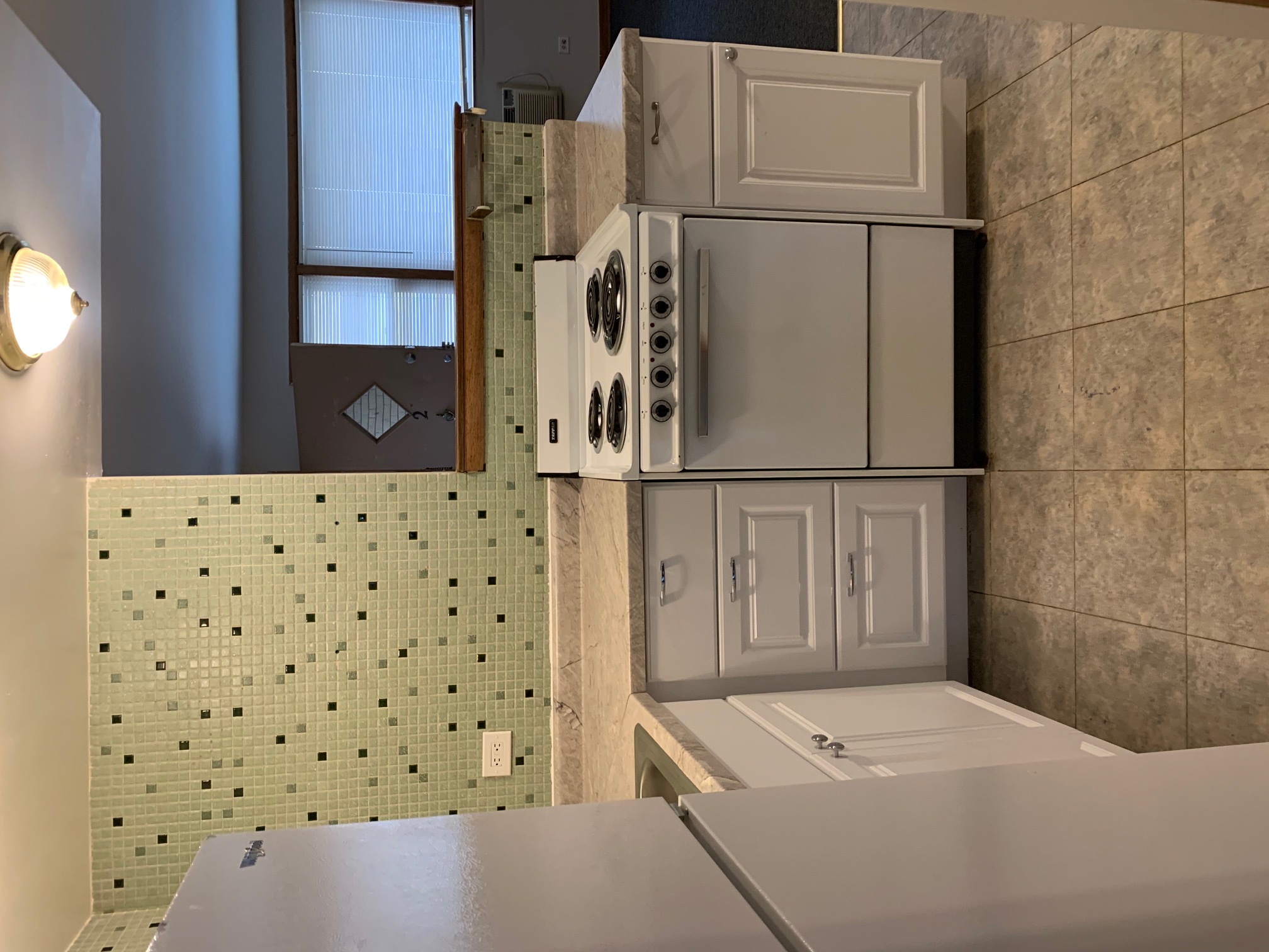 1419 N Broadway - 4