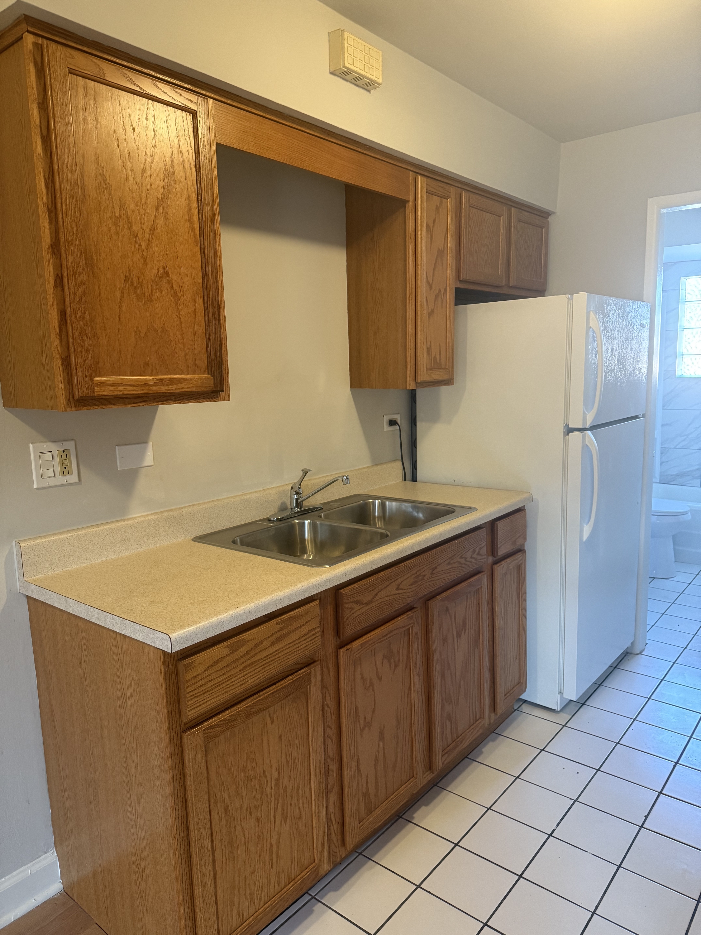 6701 Stanley Avenue - 11
