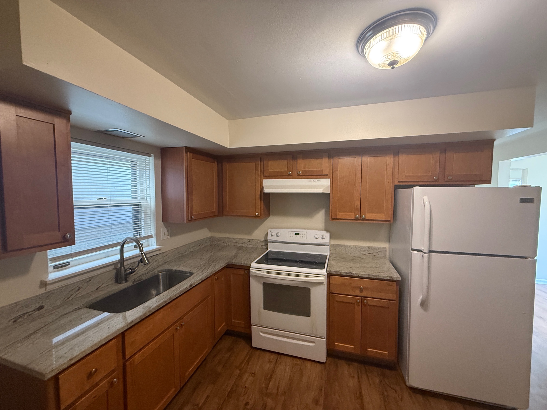 1246 South 57th Avenue - 3