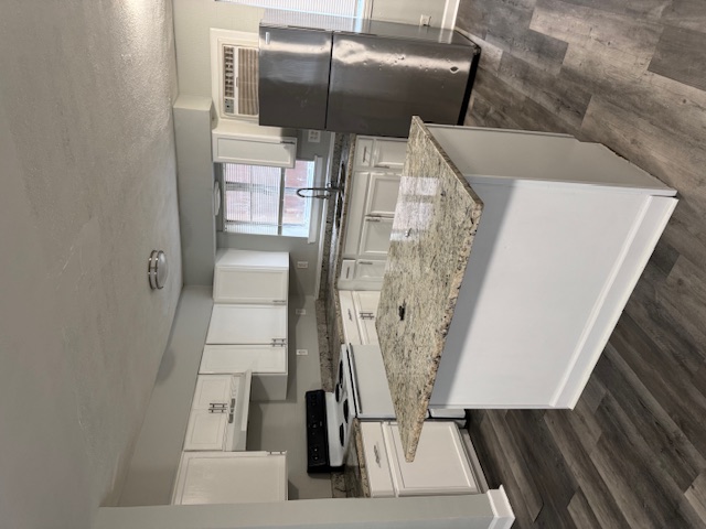 1005 Bellwood Avenue - B1