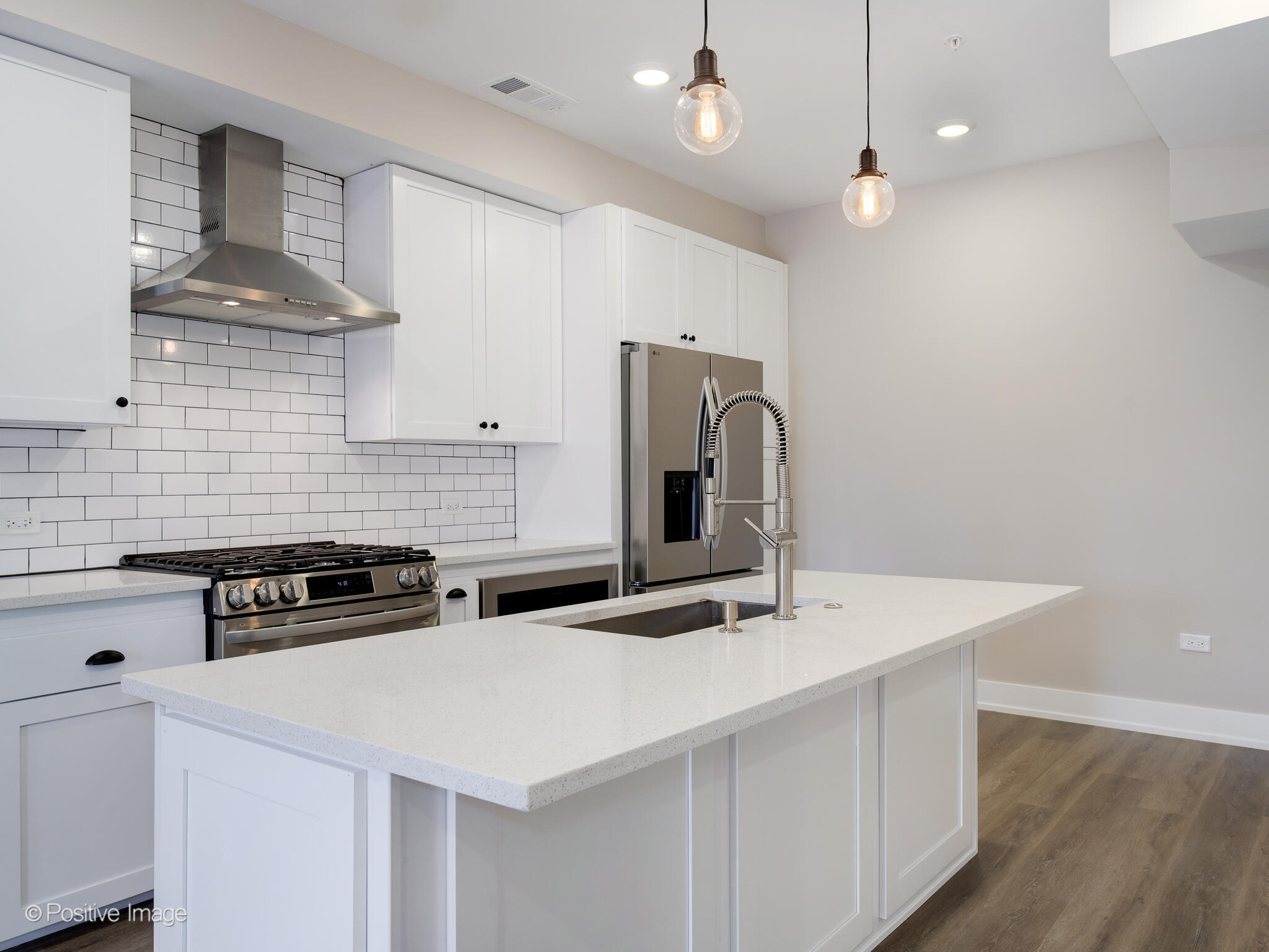 261 Washington Boulevard - 405